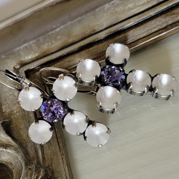 Austrian Crystal Cross Earrings - Picture 4 of 7